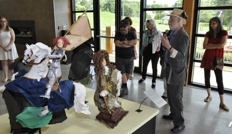 Photo : Michel Fortier Jeanne d’Arc, la pucelle et Louis XIV, le Roi Soleil