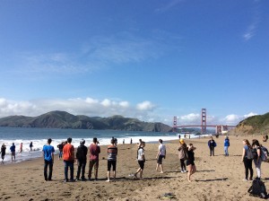 Photo : Amélie Boyer; Le geeks devant le célèbre Golden Gate