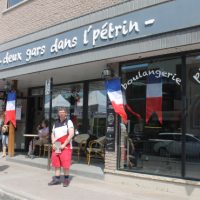 Deux gars dans l’Pétrin, une boulangerie  le pain est fabriqué à partir de produits du terroir, le Franchouillard, le pain  du jour, prénommé ainsi en l’honneur de cette journée. Un délice !  – Photo : Jacinthe Laliberté